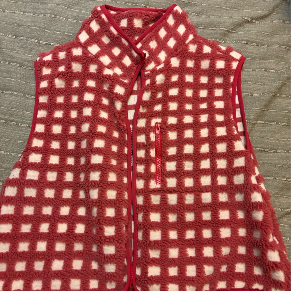 Midnight lunch vest